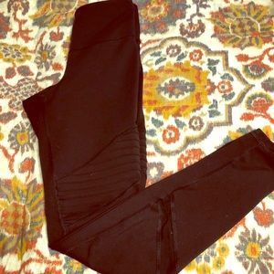 Black Motto Leggings